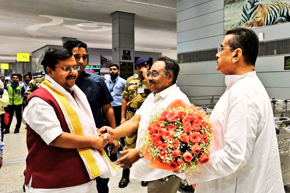 मिशन बंगाल 2026: नितिन नबीन ने बदला बूथ मैनेजमेंट का गेमप्लान, BJP उतारेगी डिजिटल वॉरियर्स की फौज