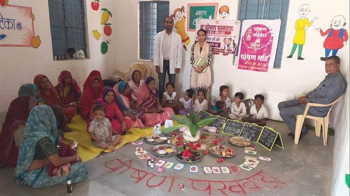 पोषण पखवाड़ा के तहत पिपल्‍या जागीर एवं गोविंदपुरा में निःशुल्क आयुर्वेद चिकित्सा शिविर सम्‍पन्‍न