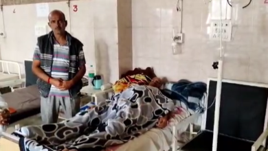 घर के बाहर बैठने की बात को लेकर दो पक्षों में विवाद और मारपीट, जमकर चले पत्थर व लट्ठ एक पक्ष के 5 घायल, एक गंभीर, उपचार जारी घर के बाहर बैठने की बात को लेकर दो पक्षों में विवाद और मारपीट, जमकर चले पत्थर व लट्ठ एक पक्ष के 5 घायल, एक गंभीर, उपचार जारी