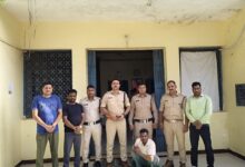 कुकडेश्वर पुलिस को मिली बड़ी सफलता ****  कुल्हाडी से पत्नी का गला काट कर हत्या करने वाला फरार आरोपी पति गिरफ्तार, पुलिस थाना कुकडेश्वर को आरोपी पति को 36 घण्टे के अंदर गिरफ्तार करने में मिली सफलता