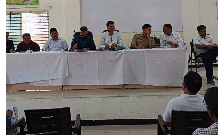 एस डी एम श्री पवन बारिया की अध्यक्षता में मानसून पूर्व बाढ़ और प्राकृतिक आपदा की तैयारियों के संबंध में कार्यशाला का आयोजन एस डी एम श्री पवन बारिया की अध्यक्षता में मानसून पूर्व बाढ़ और प्राकृतिक आपदा की तैयारियों के संबंध में कार्यशाला का आयोजन