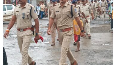 आगामी त्यौहार मोहर्रम को दृष्टिगत् रखते हुए  पुलिस ने किये पुख्ता इंतजाम: संवेदनशील क्षेत्रों में किया पैदल फ्लैग मार्च