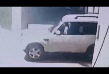 केरी गांव में एक मकान पर अंधाधुंध फायरिंग, सीसीटीवी फुटेज के आधार पर आरोपियों की पहचान और तलाश जारी