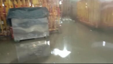 महामाया के दरबार में टपकता पानी, माता के भक्तों की आस्था पर फेर रहा पानी