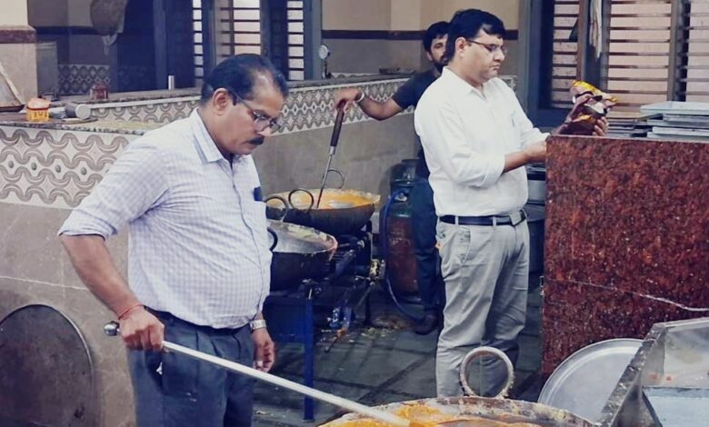 मनासा में खाद्य एवं औषधि प्रशासन की कार्यवाही मनासा में खाद्य एवं औषधि प्रशासन की कार्यवाही