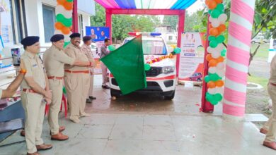 डायल 100 अब भूल जाओ पुलिस बुलाने के लिए 112 पर काल लगाओ नीमच जिला मुख्यालय से लांच हुई 112 डायल सेवा , पुजा अर्चना के बाद आइजी और एसपी ने दी हरी झंडी…*