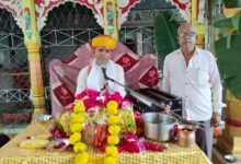 अरनोद: चकुन्डा में चल रही श्रीमद्भागवत कथा, बड़ी संख्या में भक्त सुन रहे कथा