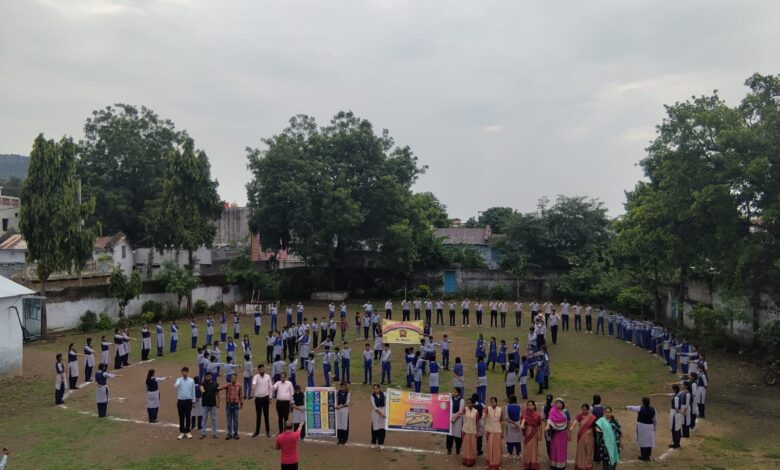 सरस्वती शिशु विद्या मंदिर उ.मा.वि .रामपुरा: स्वच्छता अभियान पर मानव श्रृंखला का आयोजन सरस्वती शिशु विद्या मंदिर उ.मा.वि .रामपुरा: स्वच्छता अभियान पर मानव श्रृंखला का आयोजन