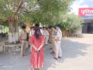 अतिरिक्त पुलिस महानिदेषक उज्जैन श्री उमेष जोगा एवं पुलिस उप महानिरीक्षक रतलाम रेंज श्री निमिष पहुंचे रामपुरा थाना किया ओचक निरीक्षण त्योहारों को लेकर दिए विशेष निर्देश