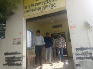 सहायक आयुक्त सहकारिता श्री डाबर ने किया उचित मूल्य दुकानों का निरीक्षण