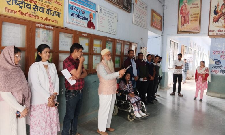 शासकीय स्नातकोत्तर महाविद्यालय रामपुरा में संविधान दिवस मनाया गया। शासकीय स्नातकोत्तर महाविद्यालय रामपुरा में संविधान दिवस मनाया गया।