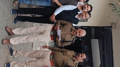 सोना चांदी के भाव में बढ़ोतरी को लेकर प्रतिदिन हो रहे नगर में विवाद व्यापारी मंडल में सोपा ज्ञापन