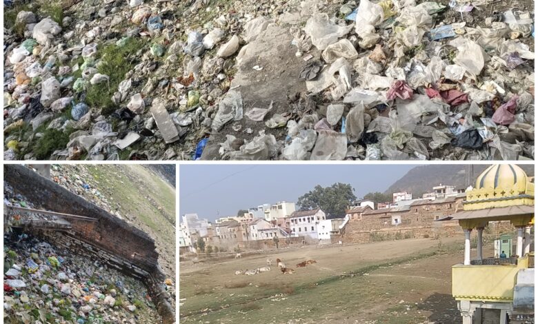 धार्मिक एवं आस्था केंद्र जगदीश मंदिर पास फैली गंदगी लगा रही है शहर की स्वच्छता पर प्रश्न चिह्न