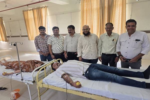 सेवा संकल्प अभियान के तहत मनासा सिविल अस्पताल में रक्तदान शिविर संपन्न