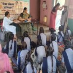 पोषण माह अंतर्गत किशोरी बालिका विकास शिविर आयोजित