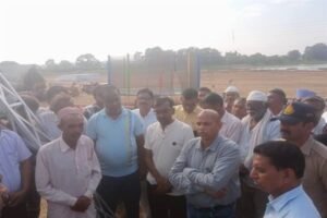 जीरन तालाब में डूबने से मृत दो बच्चों के परिजनों को मिलेगी 4-4 लाख रुपये की आर्थिक सहायता 12 जीरन तालाब में डूबने से मृत दो बच्चों के परिजनों को मिलेगी 4-4 लाख रुपये की आर्थिक सहायता