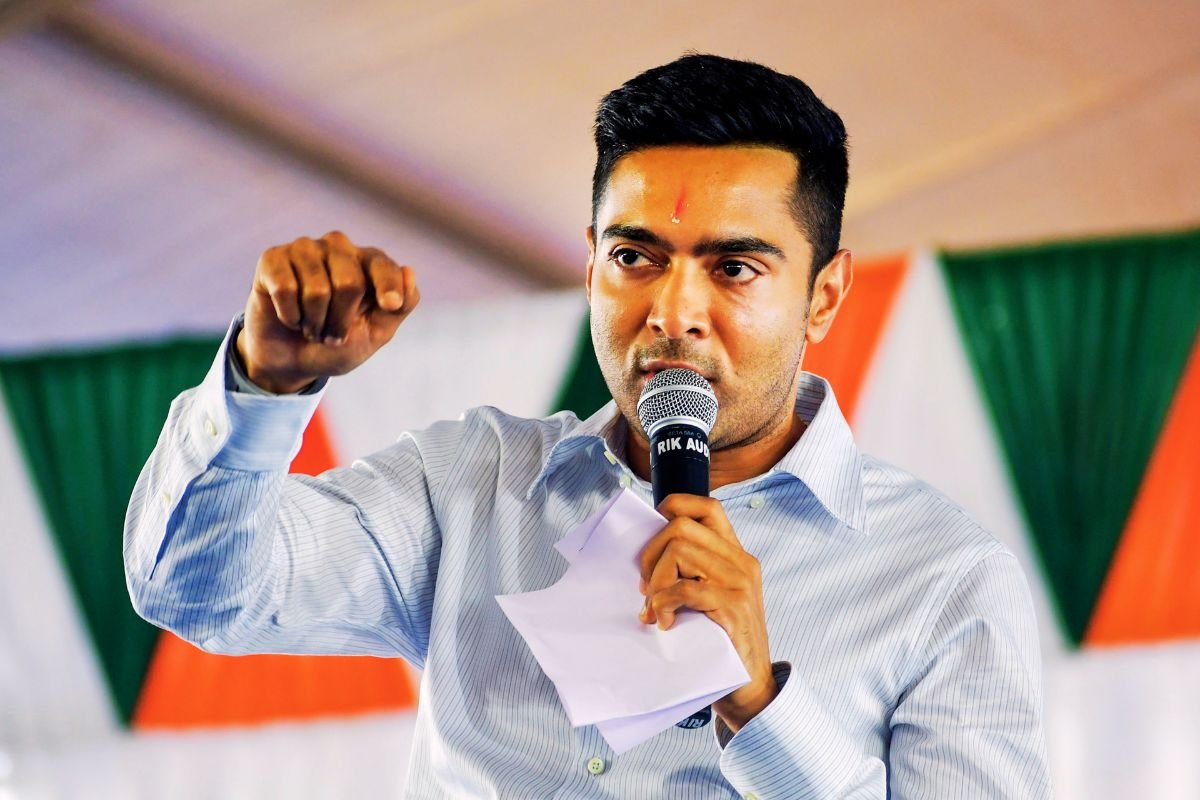 कूचबिहार में गरजे अभिषेक बनर्जी- भाजपा शासित राज्यों में बंगालियों को बता रहे बांग्लादेशी, मछली-मांस खाने पर भी पहरा