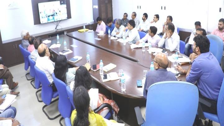 सभी प्रगणक एक मई से जनगणना का सही एच.एल.ओ. एप्‍प डाउनलोड कर एंट्री प्रारंभ करें
