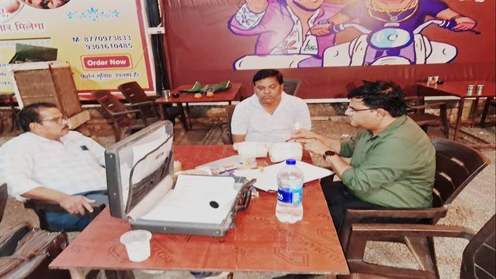 नीमच शहर में खाद्य औषधि प्रशासन टीम की कार्रवाई