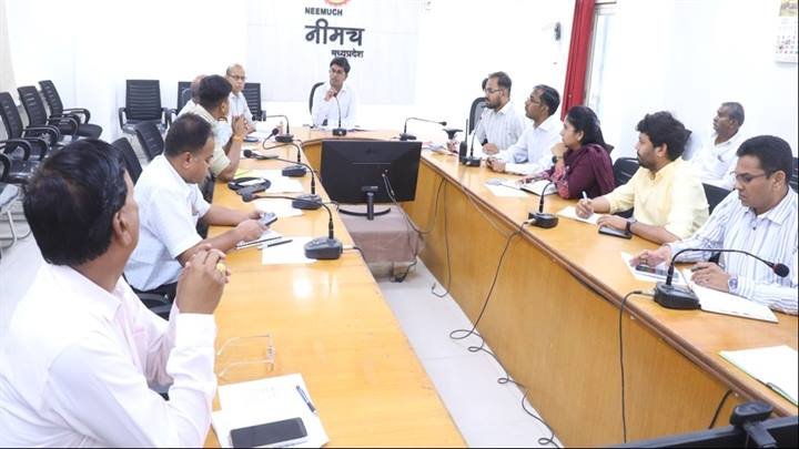 नवीन सड़कों के प्रांक्‍कलन में सड़क सुरक्षा मानकों को शामिल करें- श्री वैष्‍णव