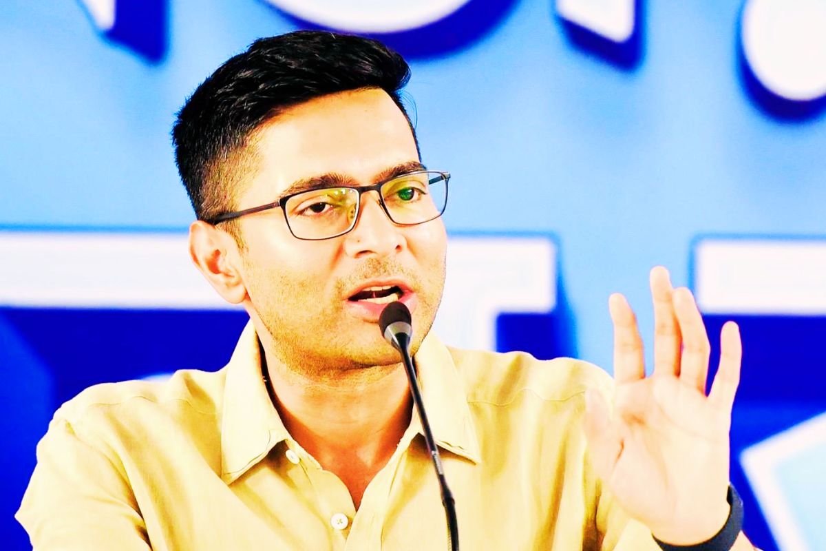 बंगाल चुनाव की काउंटिंग से पहले अभिषेक बनर्जी ने संभाला मोर्चा, 291 सीटों के काउंटिंग एजेंट्स की लेंगे क्लास