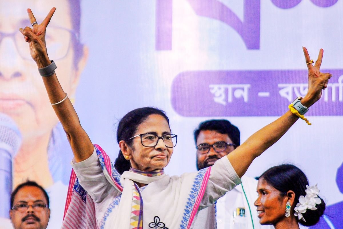 एक ही बिल कितनी बार पास करायेंगे? पीएम मोदी पर बरसीं ममता बनर्जी, लगाये गंभीर आरोप