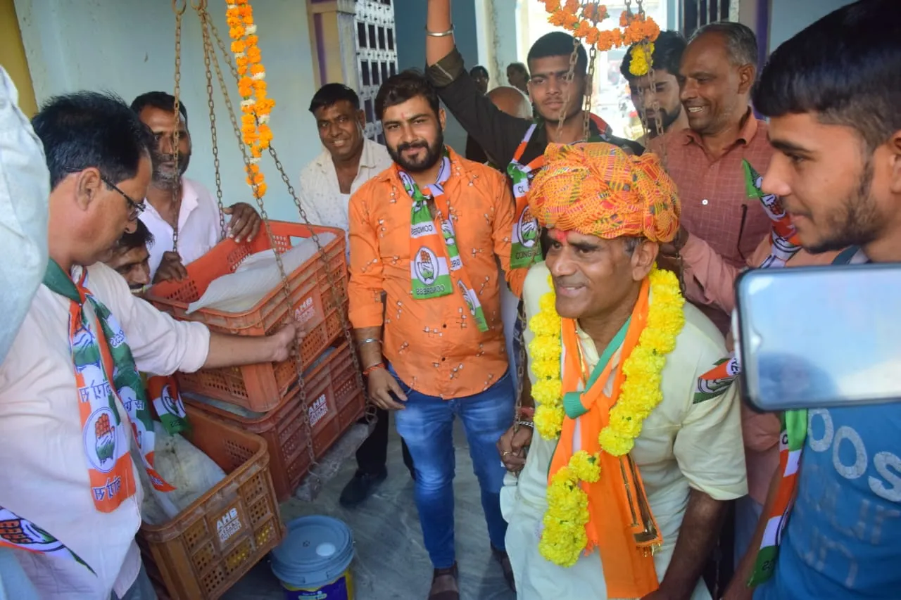 ब्लॉक के एक- एक कार्यकर्ता सभी बूथों पर संकल्प को विजयी श्री की और ले जाने का काम करें- विनोद दक