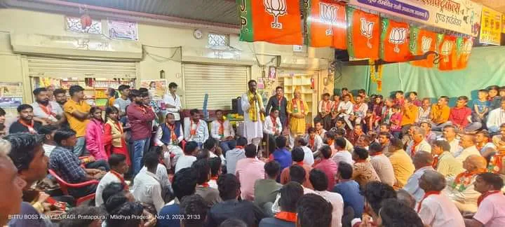 आंतरी में कार्यालय का शुभारंभ, भाजपा प्रत्याशी मारू को मिला बुजुर्गों का आशीर्वाद आंतरी में कार्यालय का शुभारंभ, भाजपा प्रत्याशी मारू को मिला बुजुर्गों का आशीर्वाद