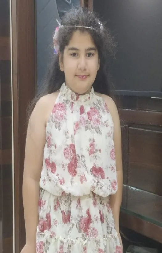 लिफ्ट में फंसने से मासूम बालिका की मौत