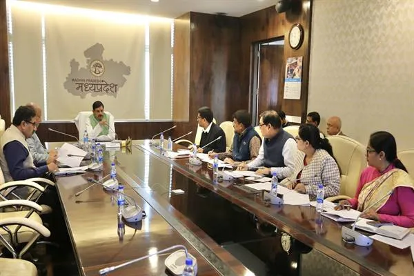 Revenue Department राजस्व विभाग के मैदानी अमले की जवाबदेही सुनिश्चित हो : डॉ. यादव Good News 1 Revenue Department राजस्व विभाग के मैदानी अमले की जवाबदेही सुनिश्चित हो : डॉ. यादव Good News 1