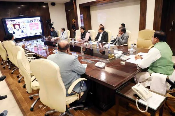 2 crore didis of the country देश की 2 करोड़ दीदियों को लखपति बनाना मेरा सपना- प्रधानमंत्री श्री मोदी Good News 2 crore didis of the country देश की 2 करोड़ दीदियों को लखपति बनाना मेरा सपना- प्रधानमंत्री श्री मोदी Good News