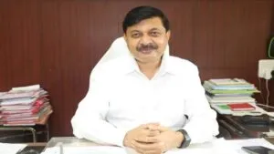 पचास दिवस से अधिक की सीएम हेल्पलाईन शिकायतों को प्राथमिकता से निराकृत करें-श्री जैन Good News 1 1 नीमच जिले