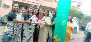 नपाध्यक्ष श्रीमती चौपड़ा के नेतृत्व में 'जीटो' संस्था की महिलाओं ने किया पौधारोपण 1 नपाध्यक्ष श्रीमती चौपड़ा के नेतृत्व में 'जीटो' संस्था की महिलाओं ने किया पौधारोपण
