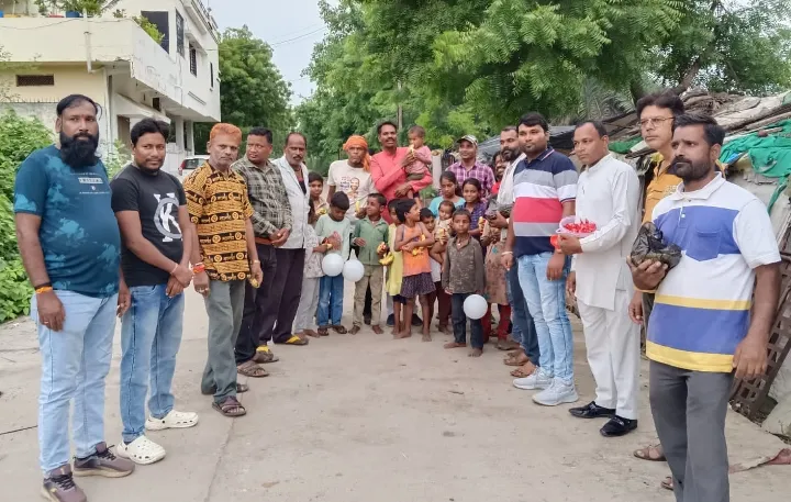 कल्याण कमलमय समर्थक समिति द्वारा एक पेड़ मां के नाम वृक्षारोपण कार्यक्रम निरंतर जारी कल्याण कमलमय समर्थक समिति द्वारा एक पेड़ मां के नाम वृक्षारोपण कार्यक्रम निरंतर जारी
