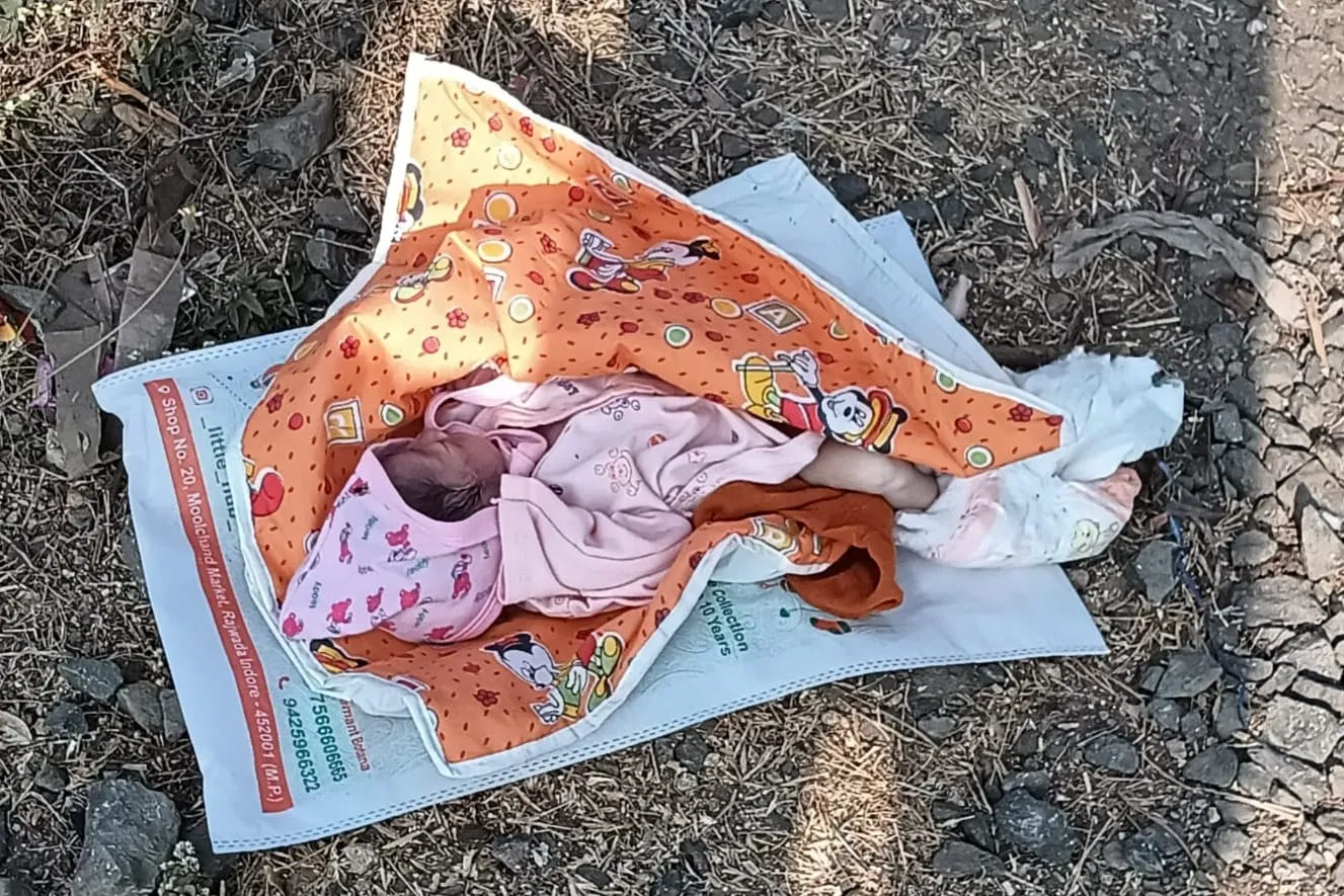 लावारिस अवस्था में मिला नवजात बालिका का शव,पुलिस जुटी जाँच में