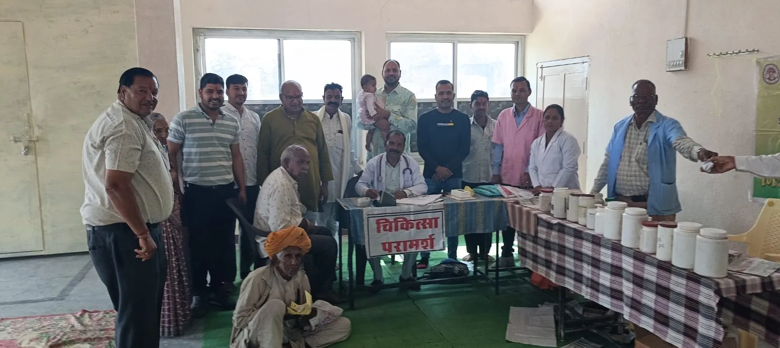 गोमाबाई नेत्रालय एवं तेजस माणक श्रुत सेवा कोष के सौजन्य से निशुल्क नेत्र चिकित्सा शिविर सम्पन्न हुआ* *40 रोगियो का आपरेशन हेतू हुआ चयन* गोमाबाई नेत्रालय एवं तेजस माणक श्रुत सेवा कोष के सौजन्य से निशुल्क नेत्र चिकित्सा शिविर सम्पन्न हुआ* *40 रोगियो का आपरेशन हेतू हुआ चयन*