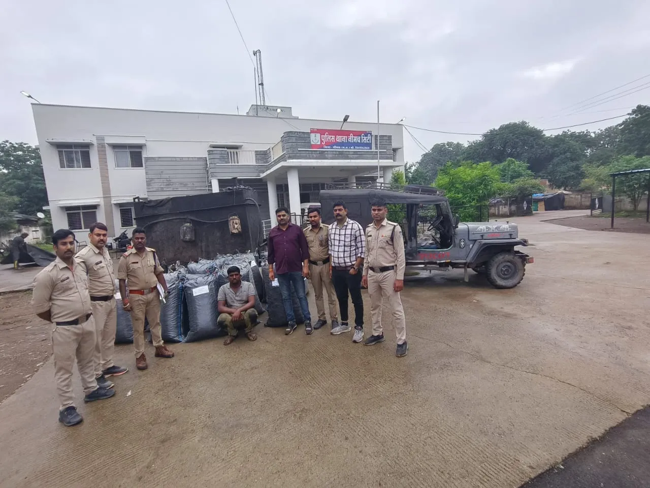 486 किलो डोडाचूरा के साथ एक तस्कर गिरफ्तार,डामर टैंक में स्कीम बनाकर लेजाया जा रहा था, मादक पदार्थ, नीमच सिटी पुलिस को नशा मुक्ति अभियान में बड़ी सफलता