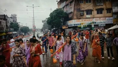 विजिया मित्र मंडल द्वारा नीमच से नीलकंठ महादेव तक 23वीं पैदल कावड़ यात्रा तेज बरसात भी नहीं रुके आस्था के कदम, महादेव का अभिषेक और भजन संध्या से हुआ विश्राम, विजिया मित्र मंडल द्वारा नीमच से नीलकंठ महादेव तक 23वीं पैदल कावड़ यात्रा तेज बरसात भी नहीं रुके आस्था के कदम, महादेव का अभिषेक और भजन संध्या से हुआ विश्राम,