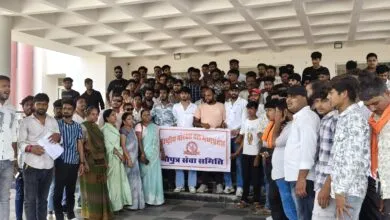 गौमाता की हो रही मौतों पर भड़के गौभक्त, राष्ट्रीय गौ रक्षा दल ने मंदसौर कलेक्टर व मुख्यमंत्री को सौंपा ज्ञापन, गोपालकृष्ण गौशाला के अध्यक्ष पर मनमानी का आरोप, कार्यकारिणी भंग कर नई समिति बनाने की मांग गौमाता की हो रही मौतों पर भड़के गौभक्त, राष्ट्रीय गौ रक्षा दल ने मंदसौर कलेक्टर व मुख्यमंत्री को सौंपा ज्ञापन, गोपालकृष्ण गौशाला के अध्यक्ष पर मनमानी का आरोप, कार्यकारिणी भंग कर नई समिति बनाने की मांग