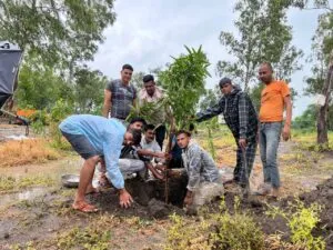 "एक पेड़ मां के नाम"मालवीय युवा संगठन ने जय जगदीश वाटिका में किया पौधा रोपण