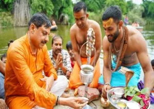 श्रावण के पवित्र माह में सपत्नीक भगवान श्रीमहाकाल की भस्मारती में हुए शामिल मुख्यमंत्री डॉ. यादव, Best Wishes 1