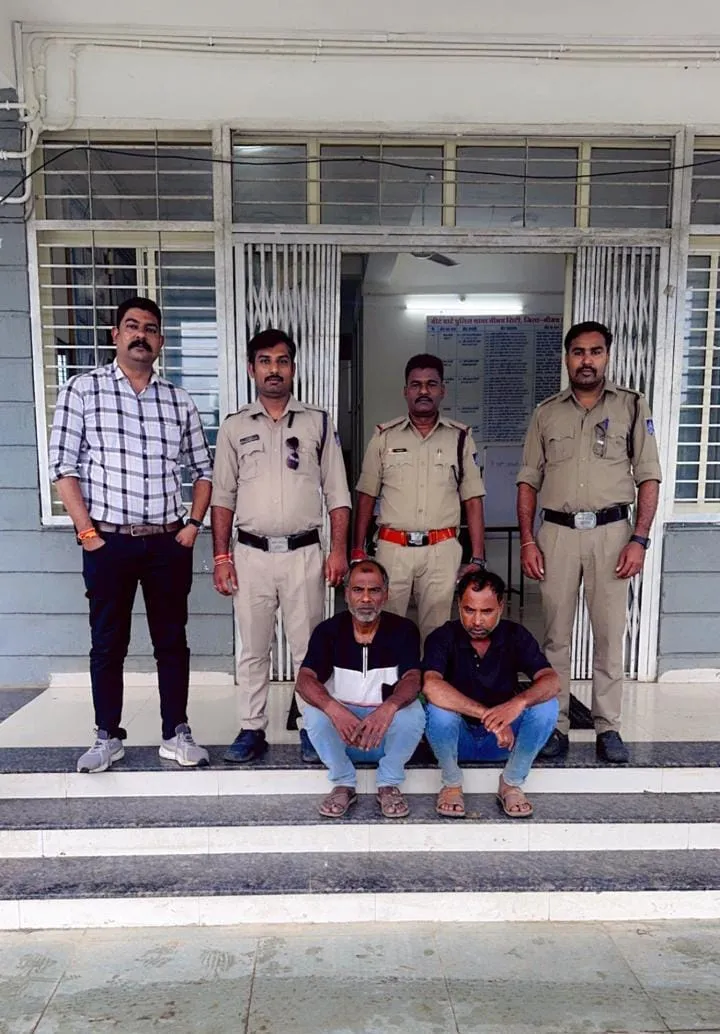 थाना नीमच सिटी पुलिस को नशा मुक्ति अभियान में मिली सफलता, 01 प्रकरण मे 58 ग्राम अवैध मादक प्रदार्थ स्मैक व मो.सा. के साथ 02 तस्करो को गिर. किया