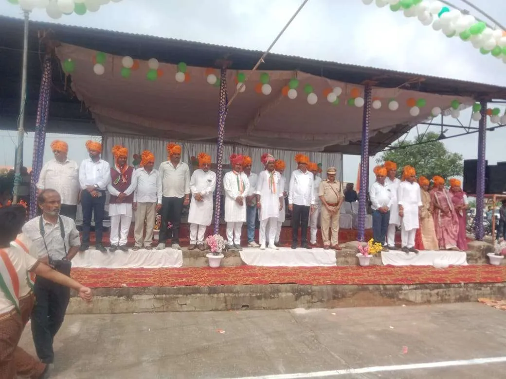 सिंगोली में धूमधाम से मनाया गया स्वतंत्रता दिवस, परेड-सांस्कृतिक प्रस्तुतियों ने बांधा समा