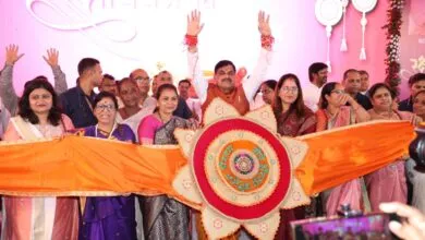 लाड़ली बहनों के आर्शिवाद से प्रदेश में विकास के सभी कार्य तेजी से हो रहे हैं लाड़ली बहनों के आर्शिवाद से प्रदेश में विकास के सभी कार्य तेजी से हो रहे हैं