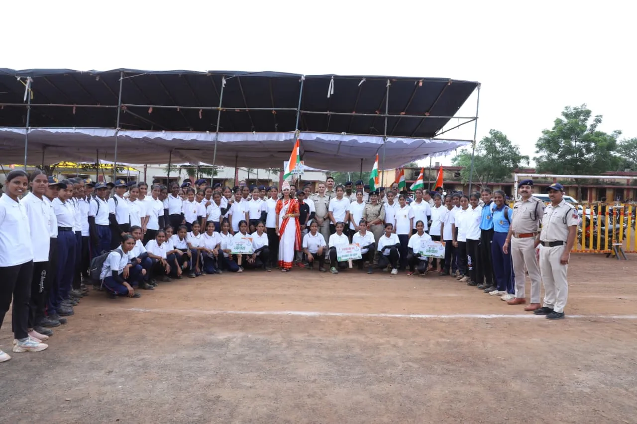 कार्यालय पुलिस अधीक्षक जिला नीमच, हर घर तिरंगा, हर घर स्वच्छता स्वतंत्रता का उत्सव, स्वतंत्रता के संग अभियान