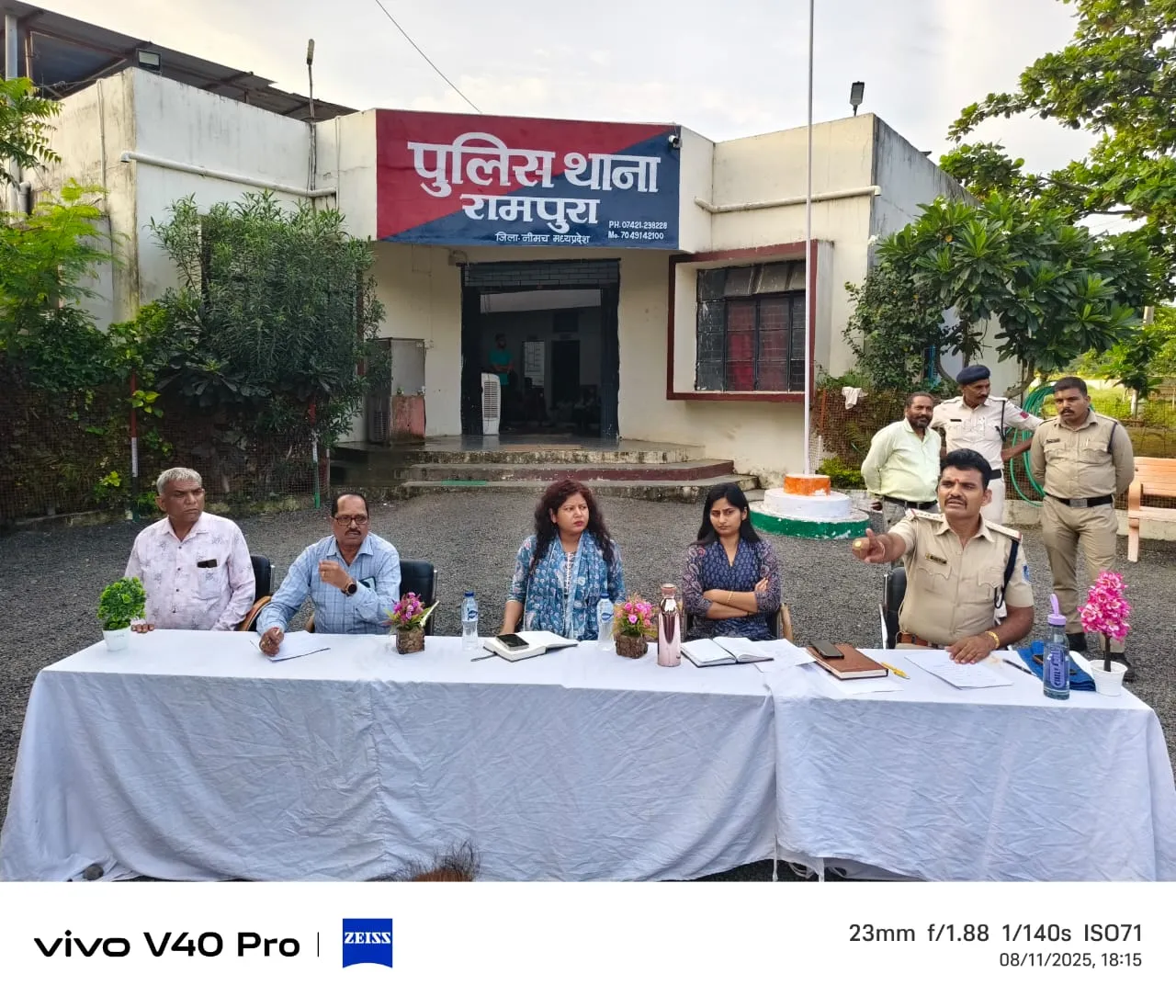 आगामी उत्सव को देखते हुए थाना परिसर रामपुरा पर हुआ शांति समिति की बैठक का आयोजन