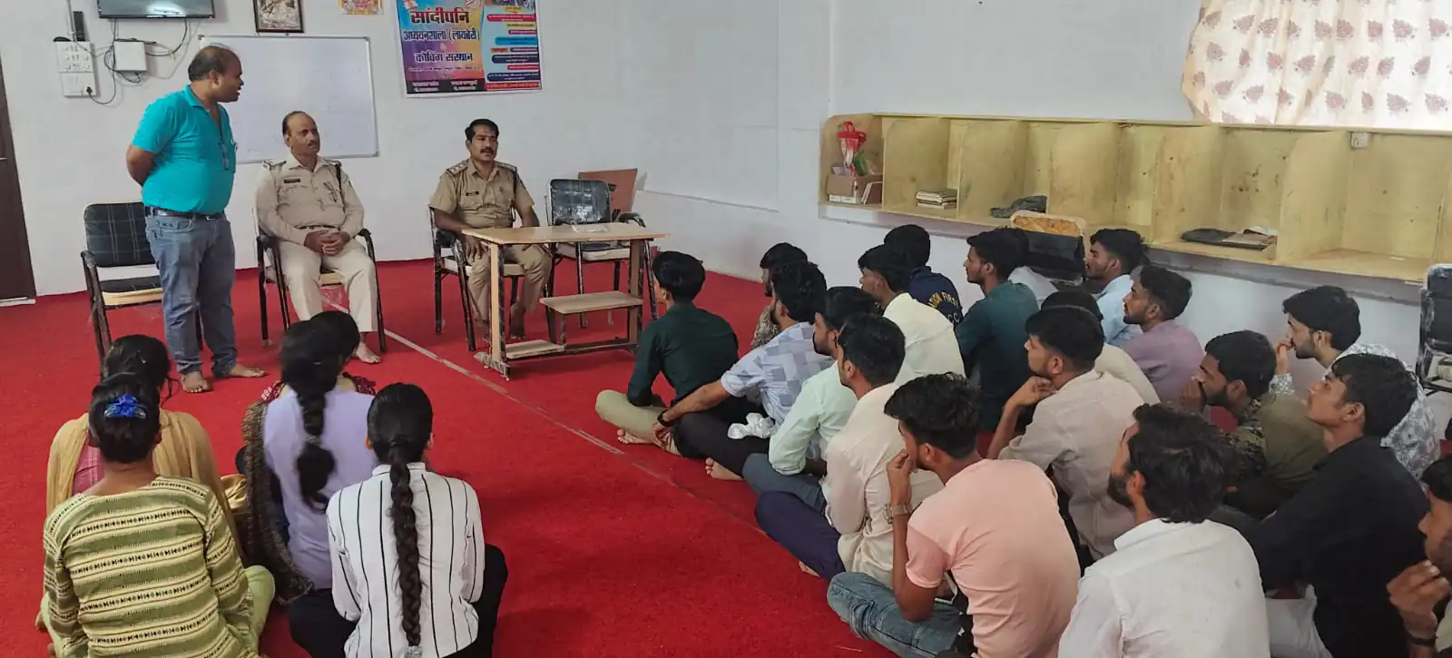 पुलिस थाना रामपुरा द्वारा स्कुली छात्रों एवं आमजन के लिए साइबर सुरक्षा जागरूकता कार्यक्रमों का आयोजन*