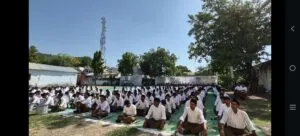 रामपुरा संघ का शताब्दी वर्ष पथ संचलन, सैकड़ो स्वयंसेवकों की अनुशासित कतारे ने रचा इतिहास, शहर भर में हुई पुष्पवर्षा और भव्य स्वागत