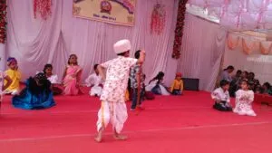 सरस्वती शिशु विद्या मंदिर रामपुरा के वार्षिकोत्सव अंतर्गत आयोजित रंगमंचीय कार्यक्रम का आयोजन