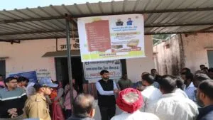 जिला प्रशासन नीमच द्वारा सुशासन की अभिनव पहल प्रशासन गांव की ओर अभियान - तीसरे दिन 7 हजार से अधिक हितग्राही लाभांवित